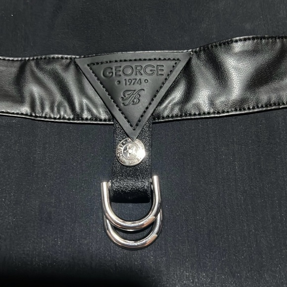 Black Corset with Belt and Zipper - Picture 17 of 17